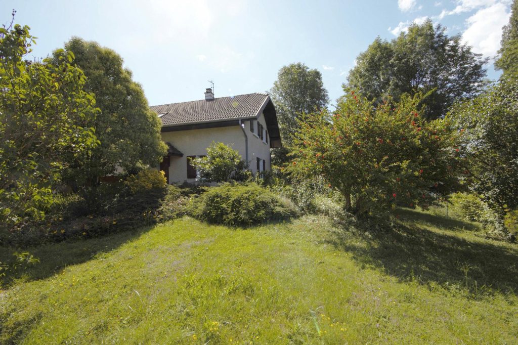 Maison T5 sur terrain de 1200m²