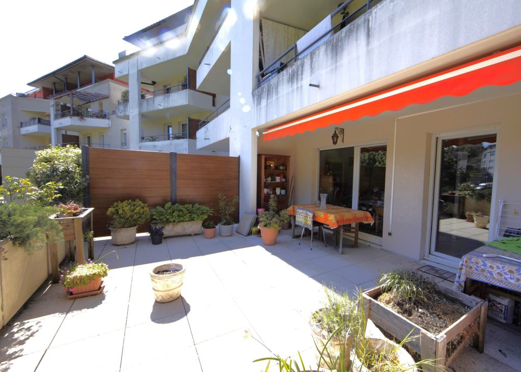 T3 avec garage et terrasse de 30m²