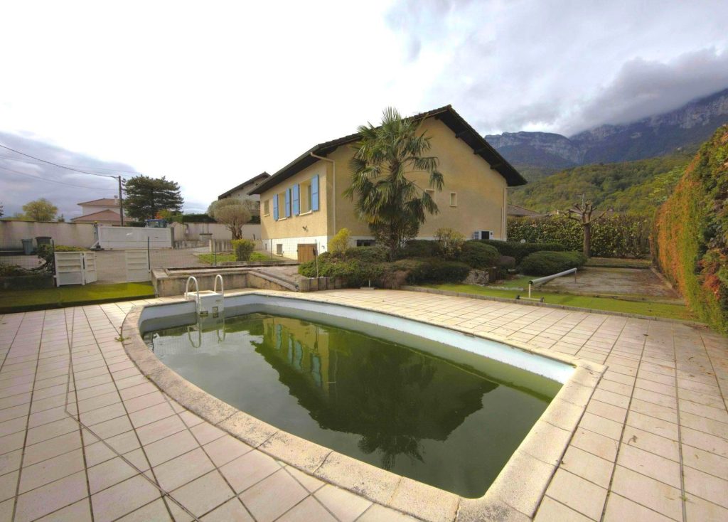 Maison Type5 sur terrain de 901m²